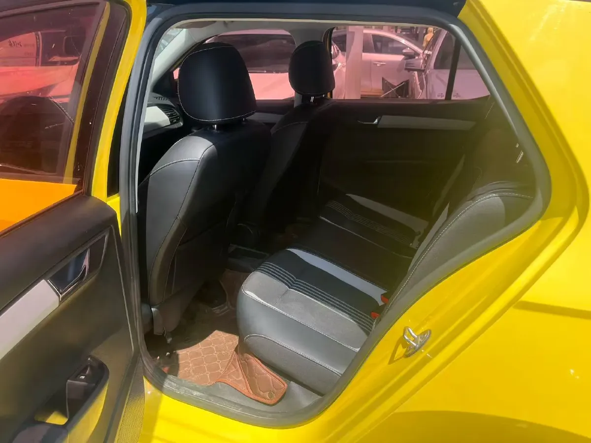 2017 Skoda Fabia 1.6L 110HP L4 6AT,autocango,china used car exporter,china ev exporter,chinese used car exporter,chinese used ev exporter