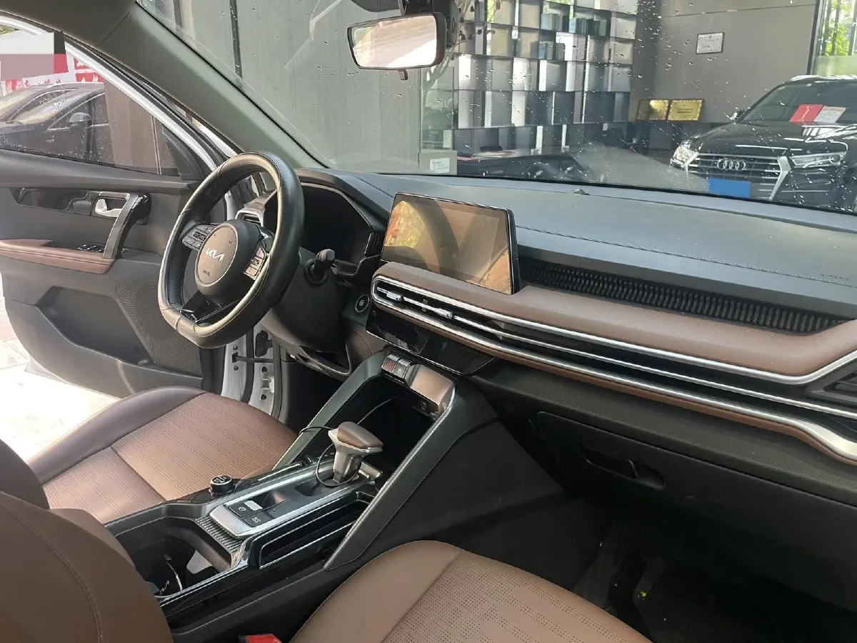 2021 Kia Sportage R 2.0L 161HP L4 6AT,autocango,china used car exporter,china ev exporter,chinese used car exporter,chinese used ev exporter