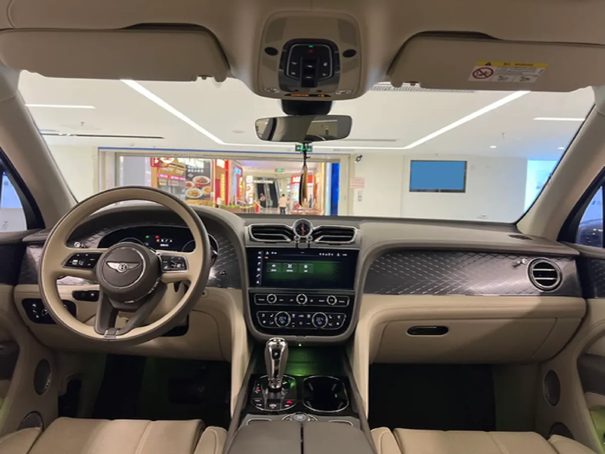 2021 Bentley Bentayga 4.0T 550HP V8 8AT,autocango,china used car exporter,china ev exporter,chinese used car exporter,chinese used ev exporter