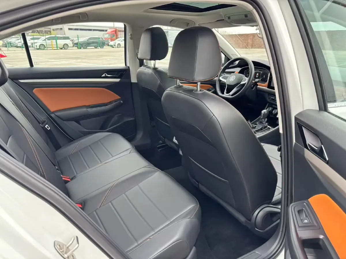 2023 Volkswagen Bora 1.2T 116HP L4 7DCT,autocango,china used car exporter,china ev exporter,chinese used car exporter,chinese used ev exporter