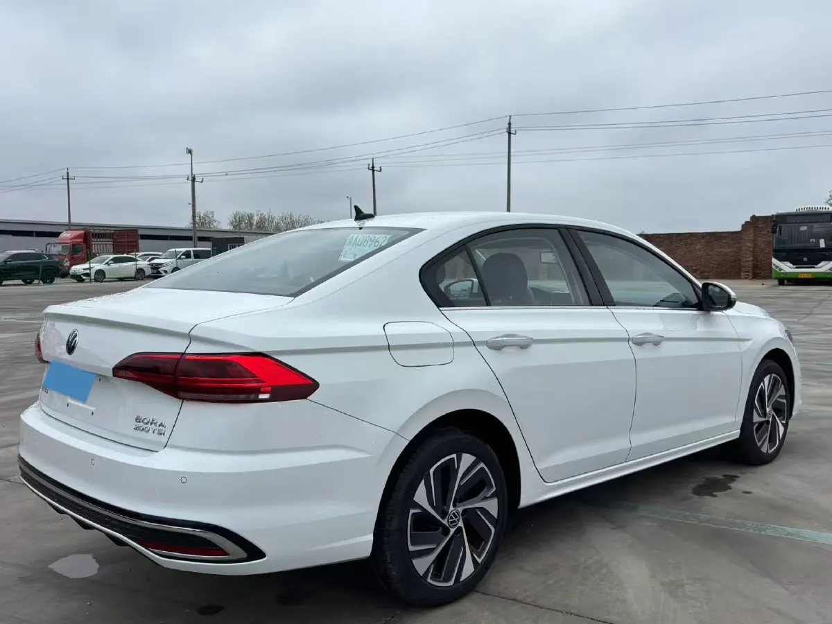 2023 Volkswagen Bora 1.2T 116HP L4 7DCT,autocango,china used car exporter,china ev exporter,chinese used car exporter,chinese used ev exporter