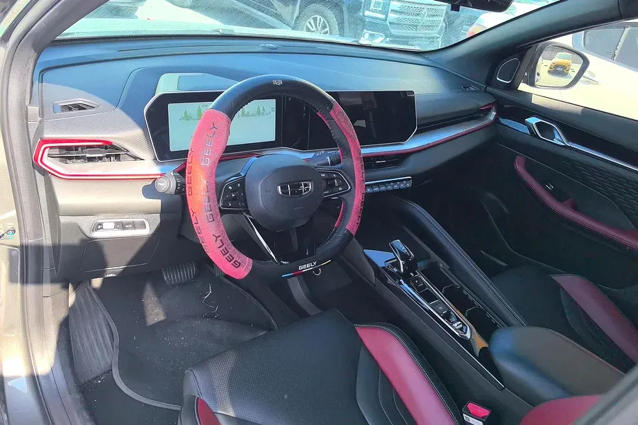 2022 Geely Coolray 1.5T 181HP L4 7DCT,autocango,china used car exporter,china ev exporter,chinese used car exporter,chinese used ev exporter