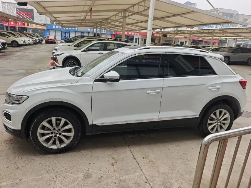 2022 Volkswagen T-Roc 1.4T 150HP L4 7DCT,autocango,china used car exporter,china ev exporter,chinese used car exporter,chinese used ev exporter
