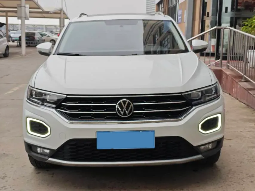 2022 Volkswagen T-Roc 1.4T 150HP L4 7DCT,autocango,china used car exporter,china ev exporter,chinese used car exporter,chinese used ev exporter