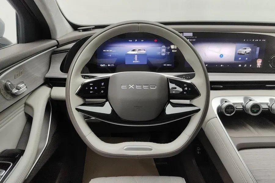 2024 Exceed RX C-DM 1.5T 156HP L4 3DHT PHEV 19.43KWH,autocango,china used car exporter,china ev exporter,chinese used car exporter,chinese used ev exporter