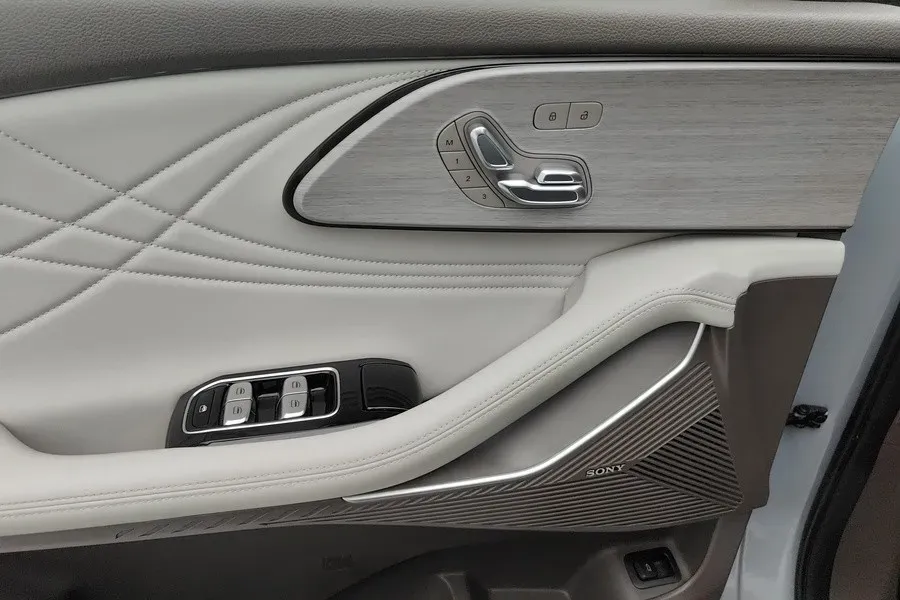 2024 Exceed RX C-DM 1.5T 156HP L4 3DHT PHEV 19.43KWH,autocango,china used car exporter,china ev exporter,chinese used car exporter,chinese used ev exporter