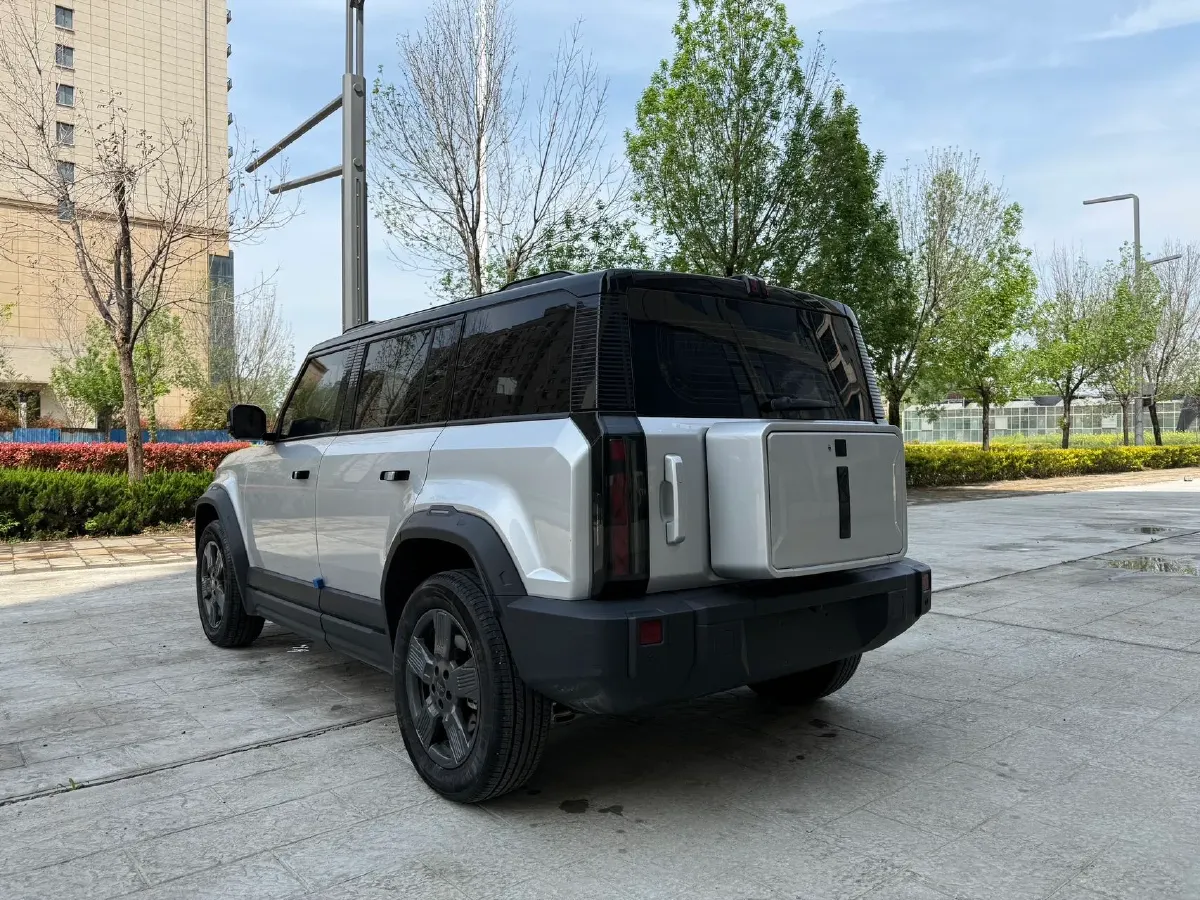 2024 JMC DaDao 2.3T 245HP L4 8AT,autocango,china used car exporter,china ev exporter,chinese used car exporter,chinese used ev exporter