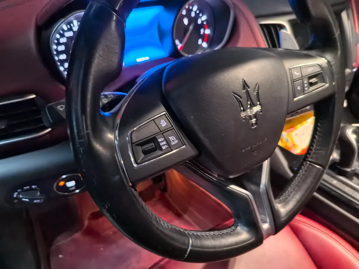 2018 Maserati Levante 3.0T 350HP V6 8AT,autocango,china used car exporter,china ev exporter,chinese used car exporter,chinese used ev exporter