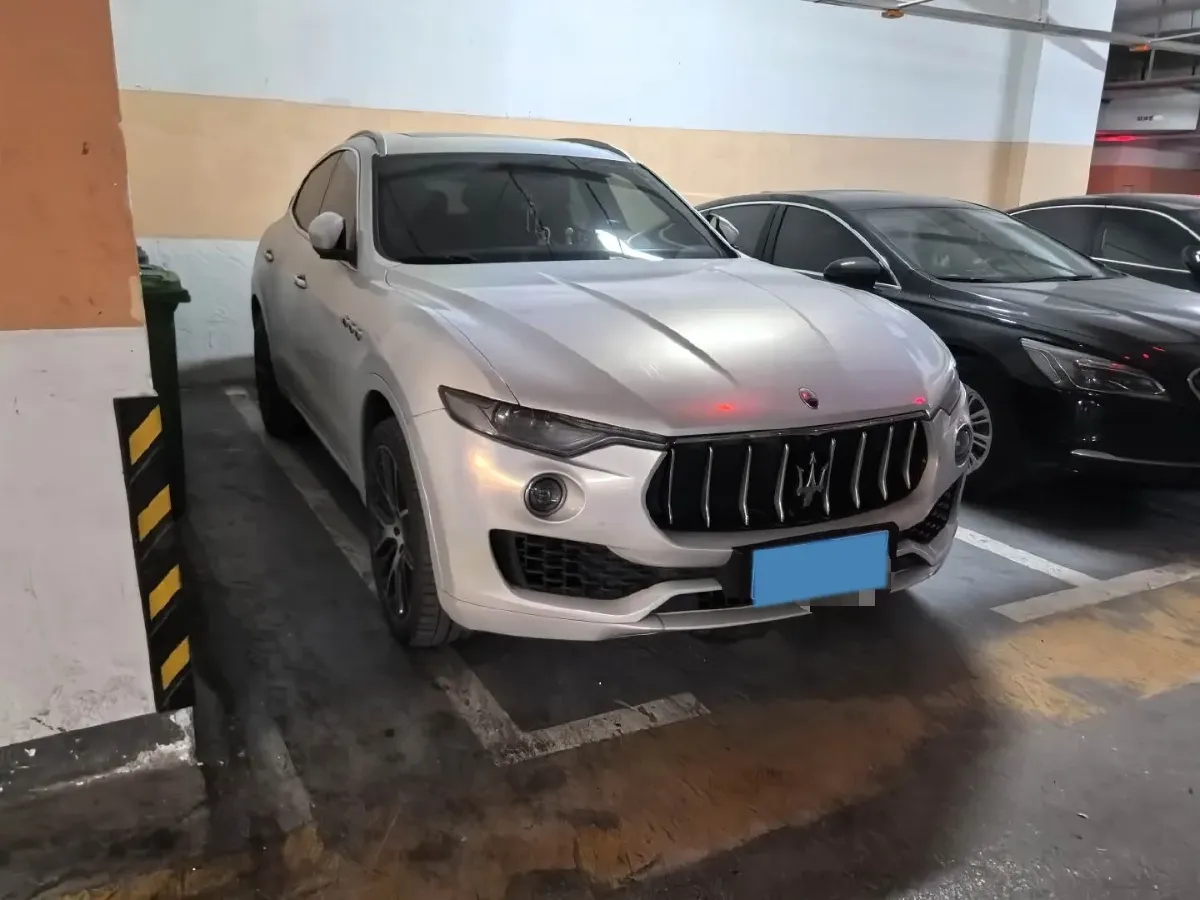 2018 Maserati Levante 3.0T 350HP V6 8AT,autocango,china used car exporter,china ev exporter,chinese used car exporter,chinese used ev exporter