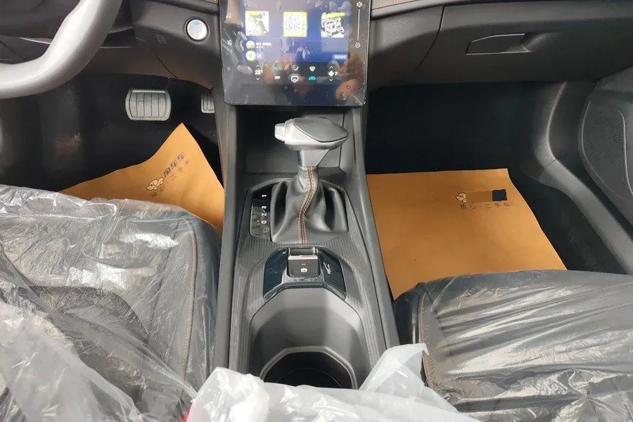 2024 DongFeng Aeolus YiXuan GS 1.5L 125HP L4 6DCT,autocango,china used car exporter,china ev exporter,chinese used car exporter,chinese used ev exporter