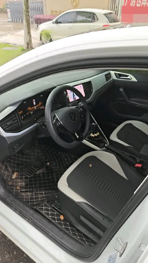 2023 Volkswagen Polo 1.5L 113HP L4 6AT,autocango,china used car exporter,china ev exporter,chinese used car exporter,chinese used ev exporter