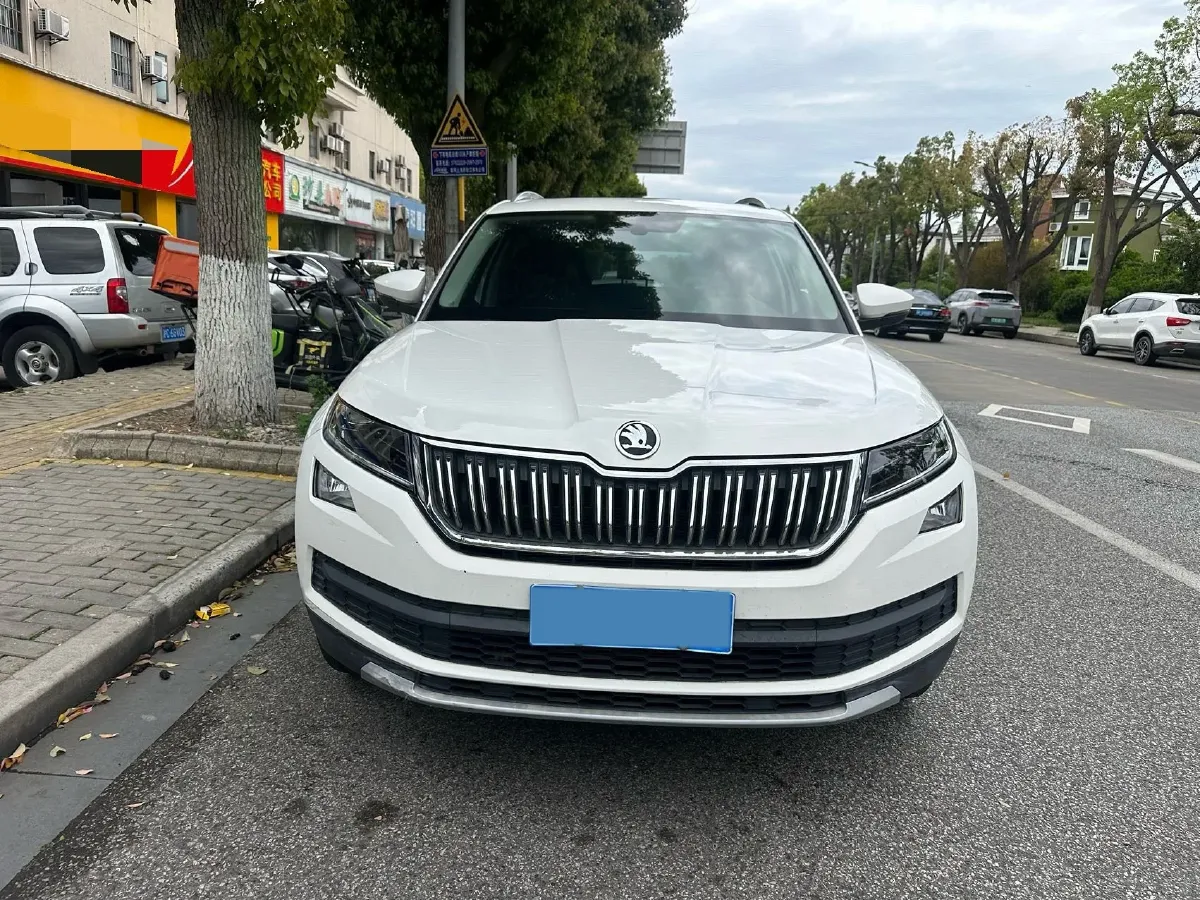 2018 Skoda Kodiak 1.8T 180HP L4 7DCT,autocango,china used car exporter,china ev exporter,chinese used car exporter,chinese used ev exporter