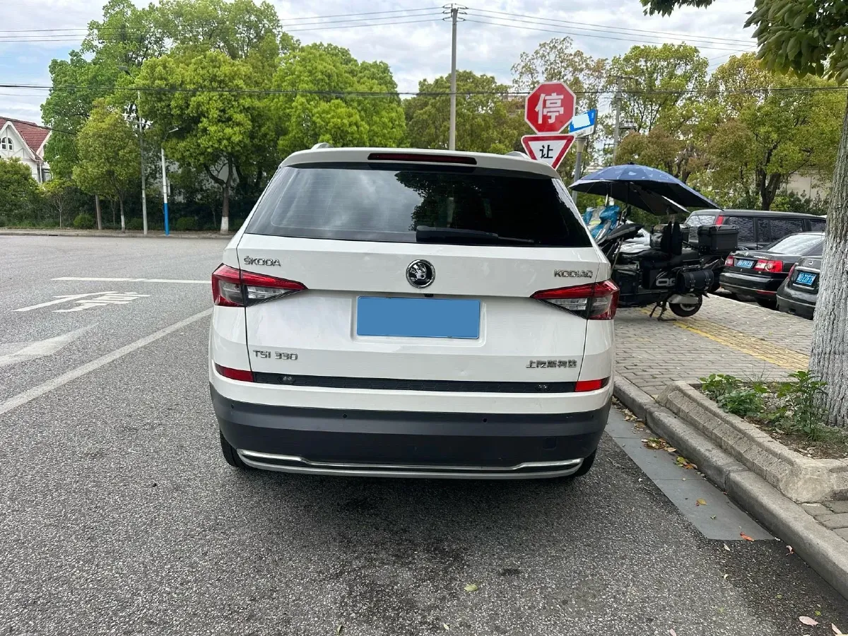 2018 Skoda Kodiak 1.8T 180HP L4 7DCT,autocango,china used car exporter,china ev exporter,chinese used car exporter,chinese used ev exporter