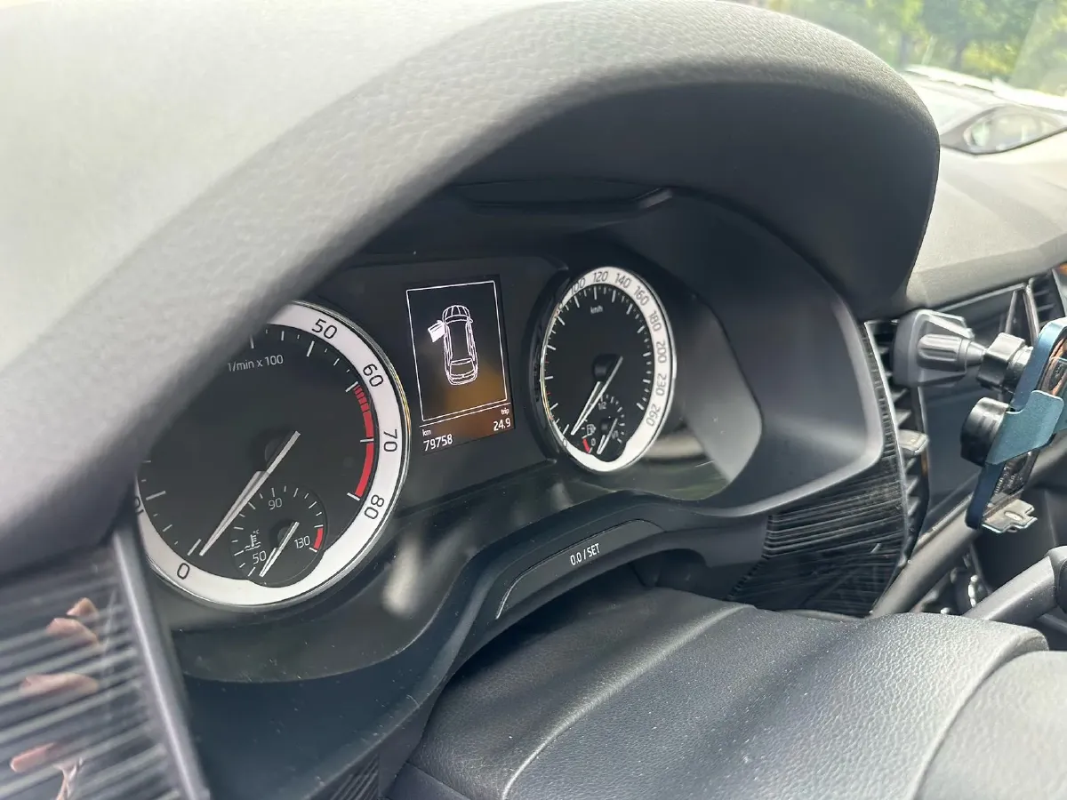 2018 Skoda Kodiak 1.8T 180HP L4 7DCT,autocango,china used car exporter,china ev exporter,chinese used car exporter,chinese used ev exporter