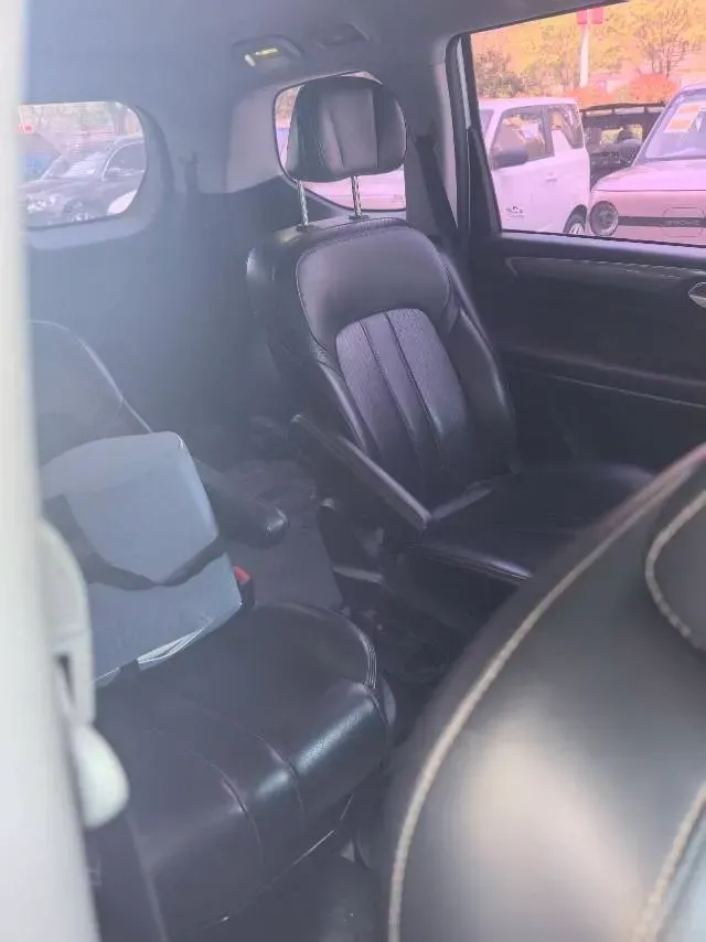 2021 GAC Trumpchi M6 1.5T 169HP L4 7DCT,autocango,china used car exporter,china ev exporter,chinese used car exporter,chinese used ev exporter