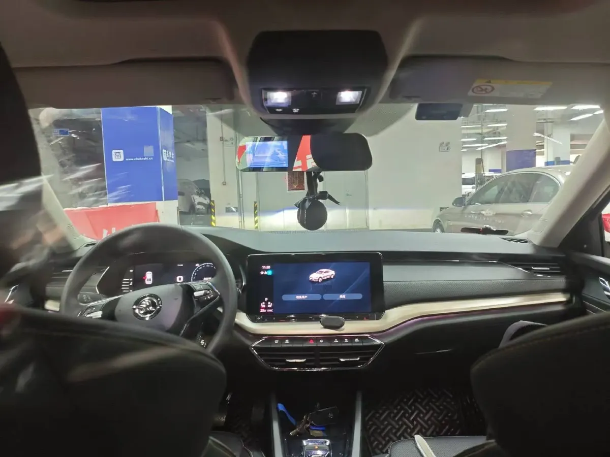 2021 Skoda Octavia 1.4T 150HP L4 7DCT,autocango,china used car exporter,china ev exporter,chinese used car exporter,chinese used ev exporter