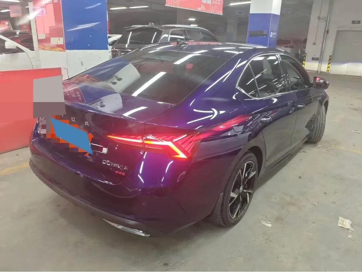 2021 Skoda Octavia 1.4T 150HP L4 7DCT,autocango,china used car exporter,china ev exporter,chinese used car exporter,chinese used ev exporter