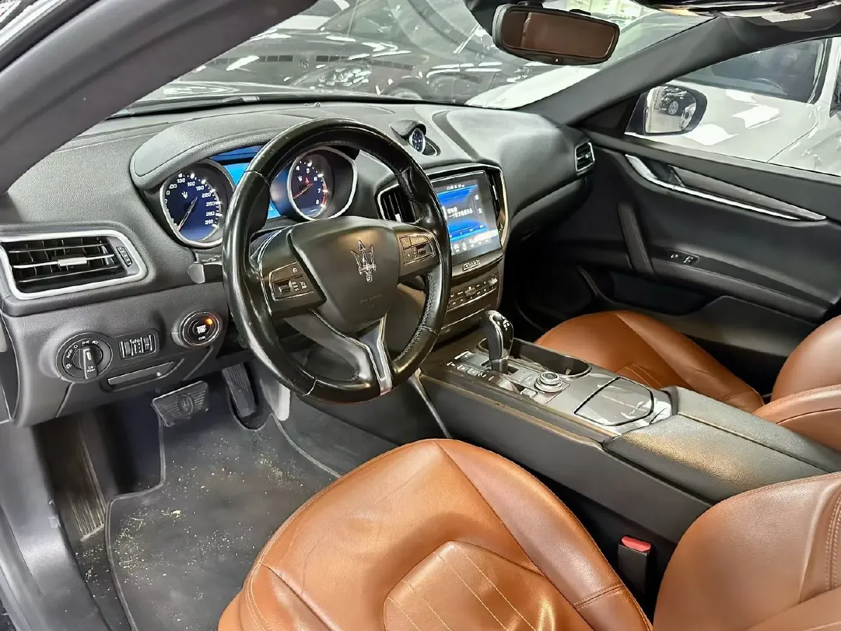 2018 Maserati Ghibli 3.0T 350HP V6 8AT,autocango,china used car exporter,china ev exporter,chinese used car exporter,chinese used ev exporter