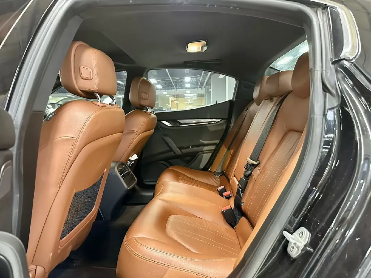 2018 Maserati Ghibli 3.0T 350HP V6 8AT,autocango,china used car exporter,china ev exporter,chinese used car exporter,chinese used ev exporter