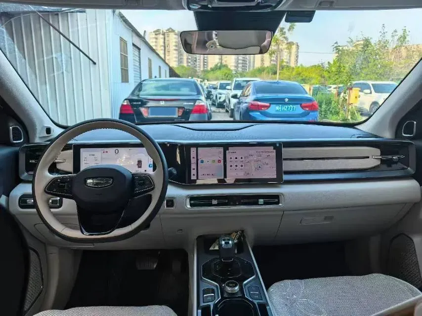 2023 Geely ICON 1.5T 181HP L4 7DCT,autocango,china used car exporter,china ev exporter,chinese used car exporter,chinese used ev exporter