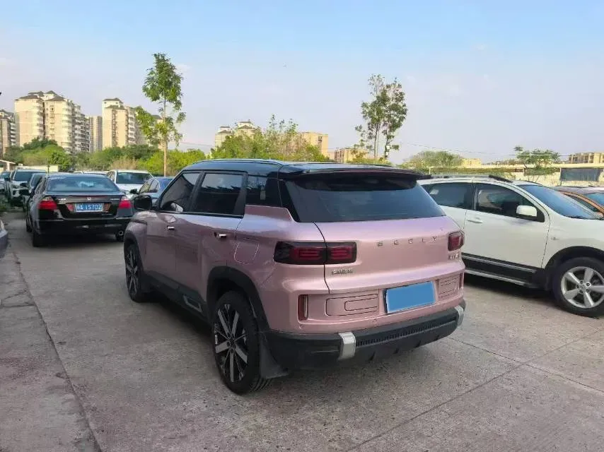 2023 Geely ICON 1.5T 181HP L4 7DCT,autocango,china used car exporter,china ev exporter,chinese used car exporter,chinese used ev exporter