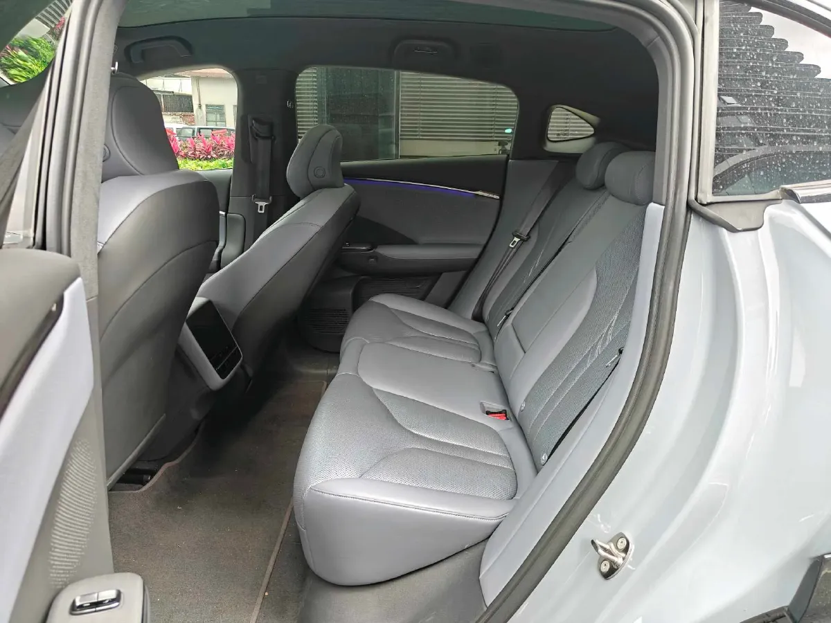 2025 Xpeng G7 BEV,autocango,china used car exporter,china ev exporter,chinese used car exporter,chinese used ev exporter