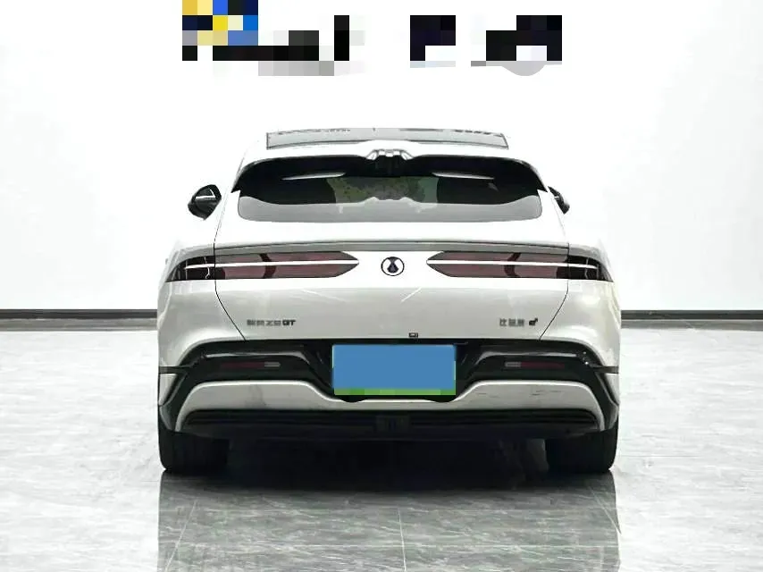 2024 Denza DenzaZ9GT 2.0T 207HP L4 E-CVT PHEV 38.5KWH,autocango,china used car exporter,china ev exporter,chinese used car exporter,chinese used ev exporter