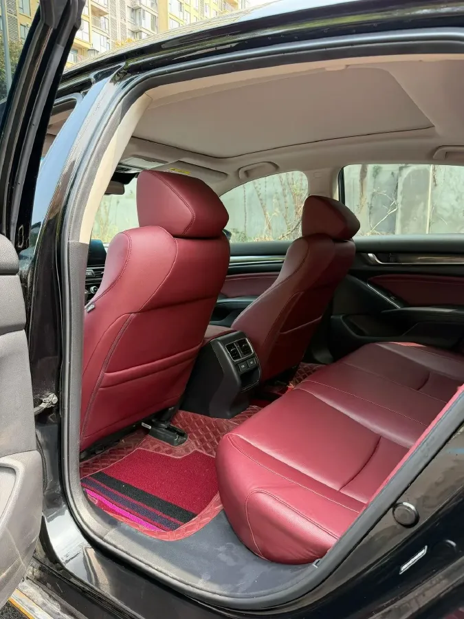 2022 Honda Accord 1.5T 194HP L4 CVT,autocango,china used car exporter,china ev exporter,chinese used car exporter,chinese used ev exporter