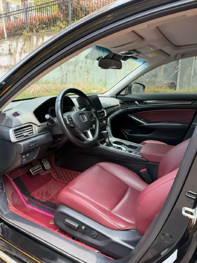 2022 Honda Accord 1.5T 194HP L4 CVT,autocango,china used car exporter,china ev exporter,chinese used car exporter,chinese used ev exporter