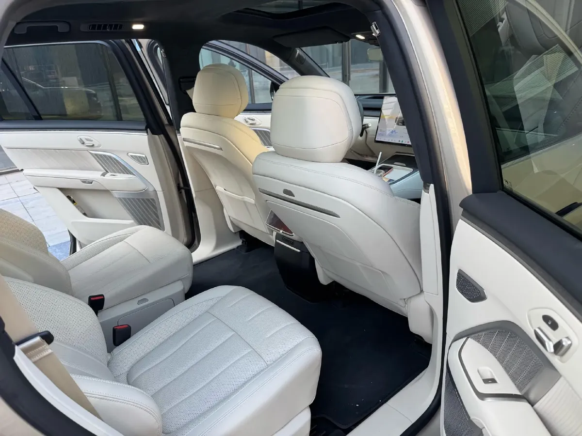 2025 ONVO L90 BEV,autocango,china used car exporter,china ev exporter,chinese used car exporter,chinese used ev exporter