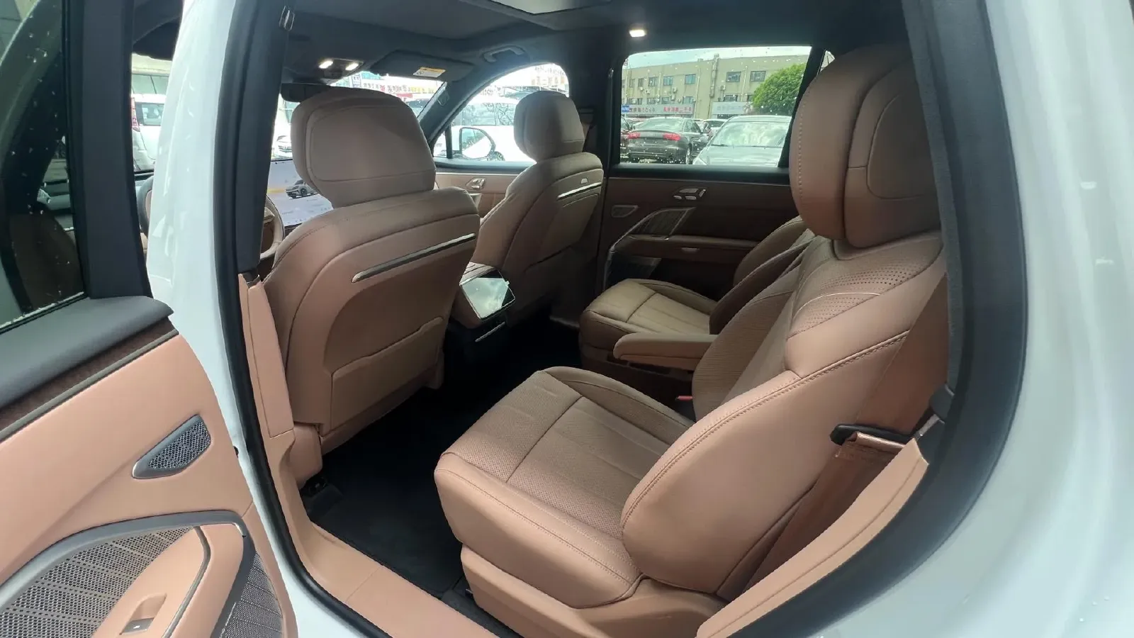 2025 ONVO L90 BEV,autocango,china used car exporter,china ev exporter,chinese used car exporter,chinese used ev exporter