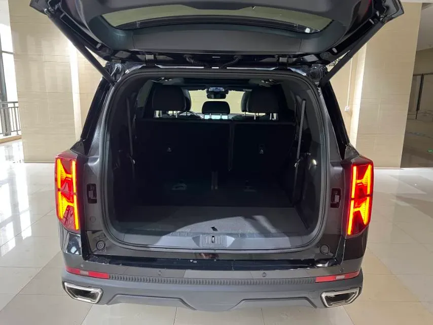 2024 GAC Trumpchi GS8 2.0T 252HP L4 8AT,autocango,china used car exporter,china ev exporter,chinese used car exporter,chinese used ev exporter