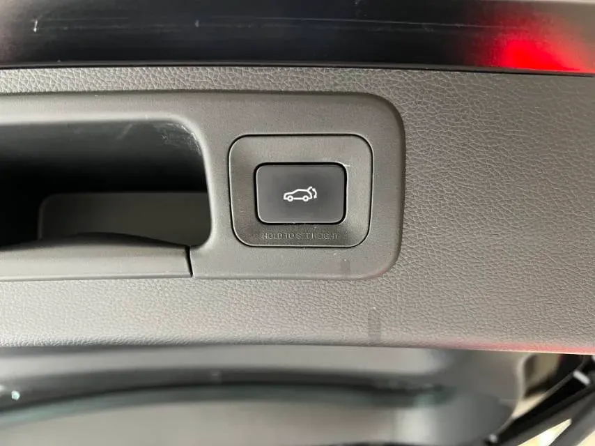 2024 GAC Trumpchi GS8 2.0T 252HP L4 8AT,autocango,china used car exporter,china ev exporter,chinese used car exporter,chinese used ev exporter