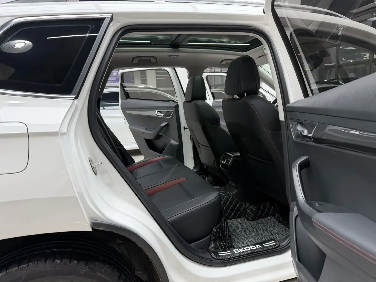 2022 Skoda Karoq 1.4T 150HP L4 7DCT,autocango,china used car exporter,china ev exporter,chinese used car exporter,chinese used ev exporter