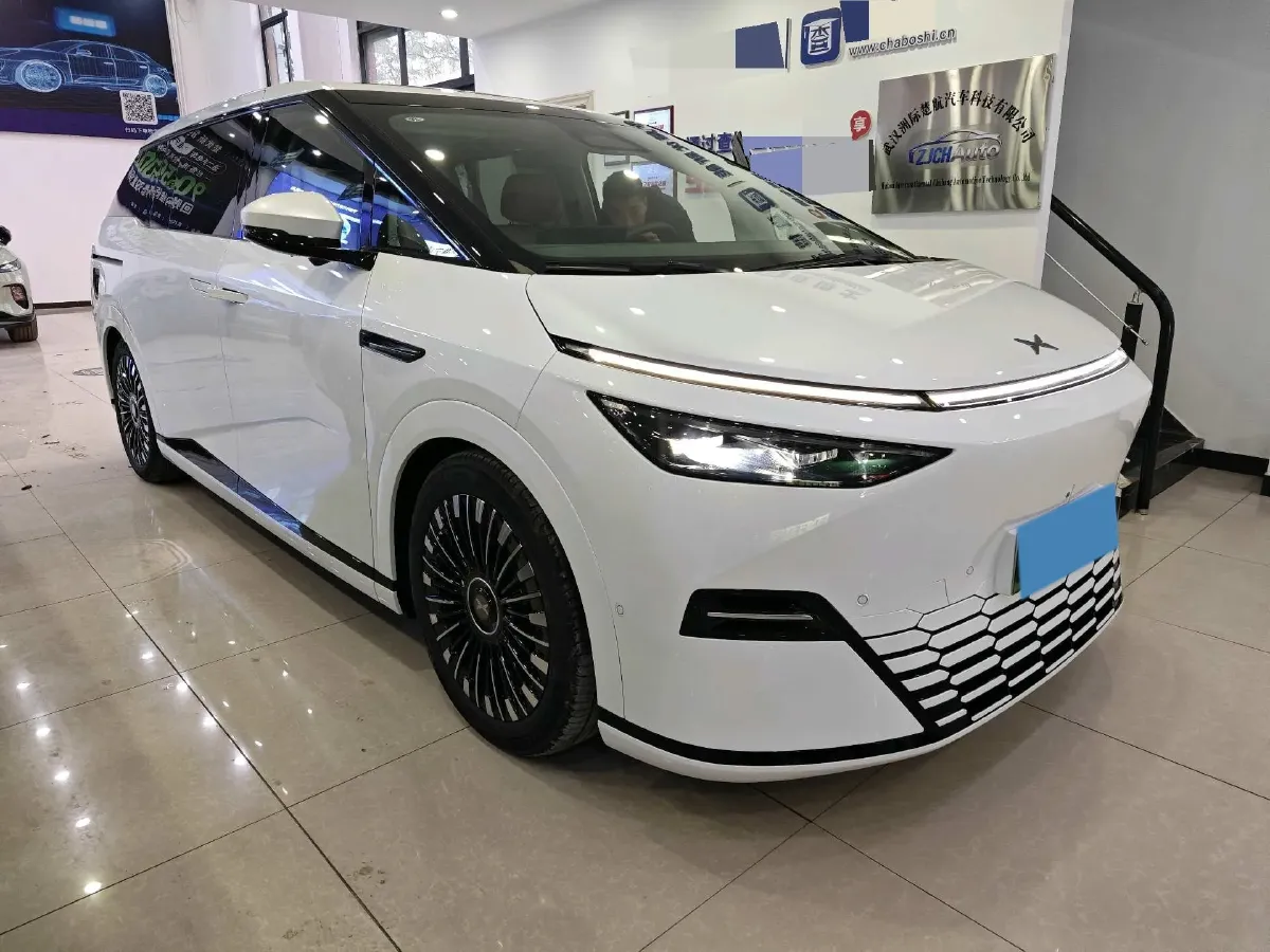 2025 Xpeng X9 BEV,autocango,china used car exporter,china ev exporter,chinese used car exporter,chinese used ev exporter