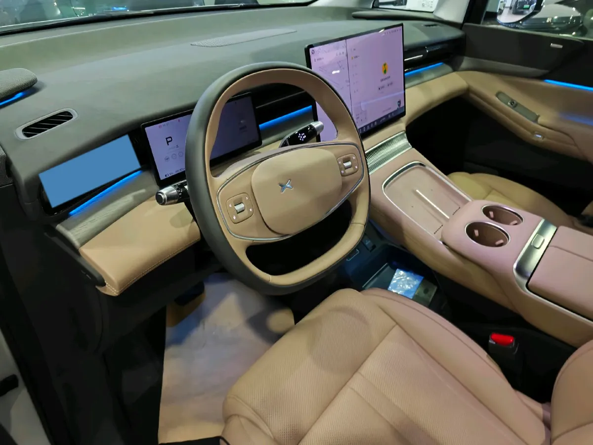 2025 Xpeng X9 BEV,autocango,china used car exporter,china ev exporter,chinese used car exporter,chinese used ev exporter