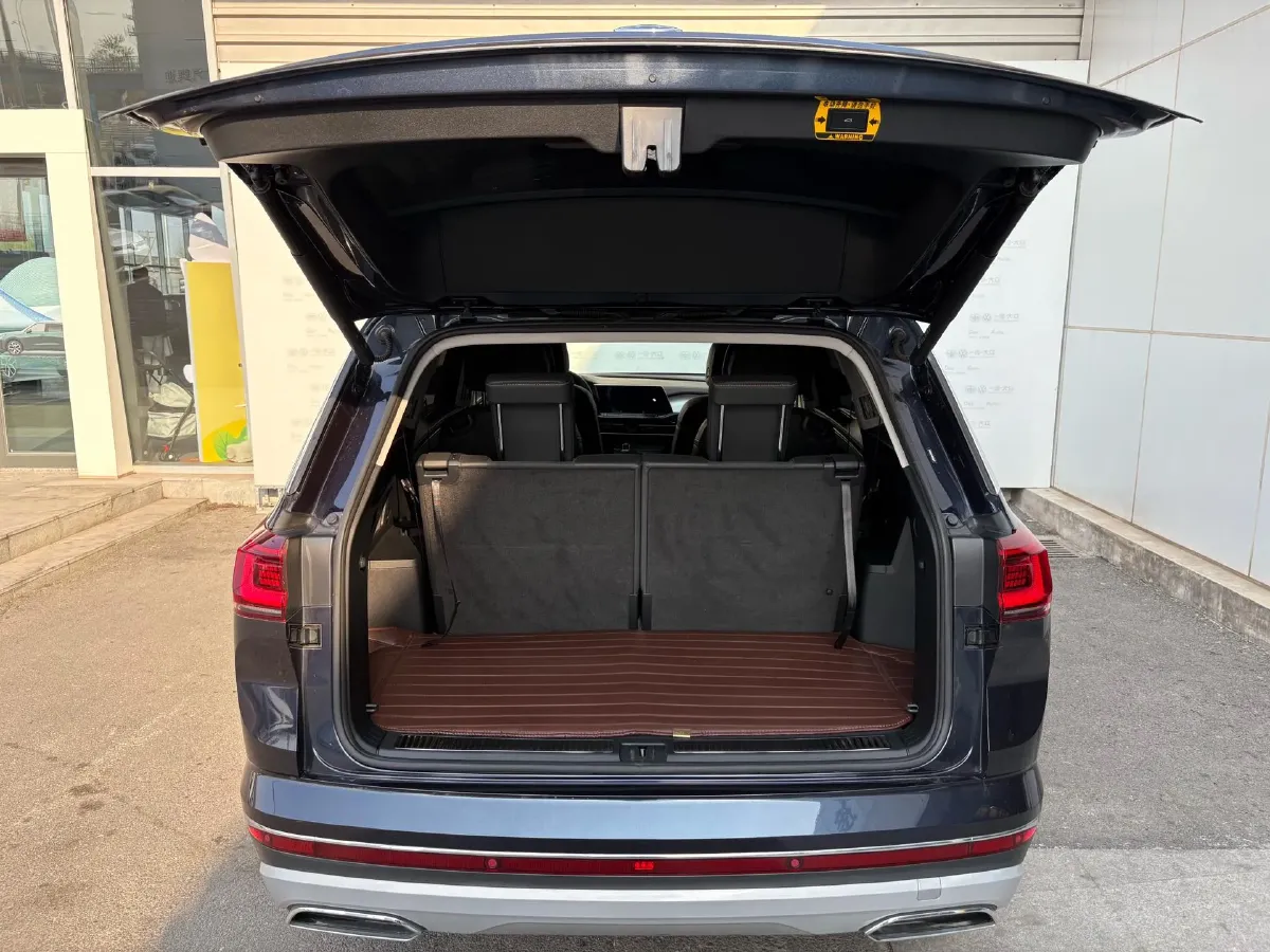 2022 Volkswagen Talagon 2.0T 220HP L4 7DCT,autocango,china used car exporter,china ev exporter,chinese used car exporter,chinese used ev exporter