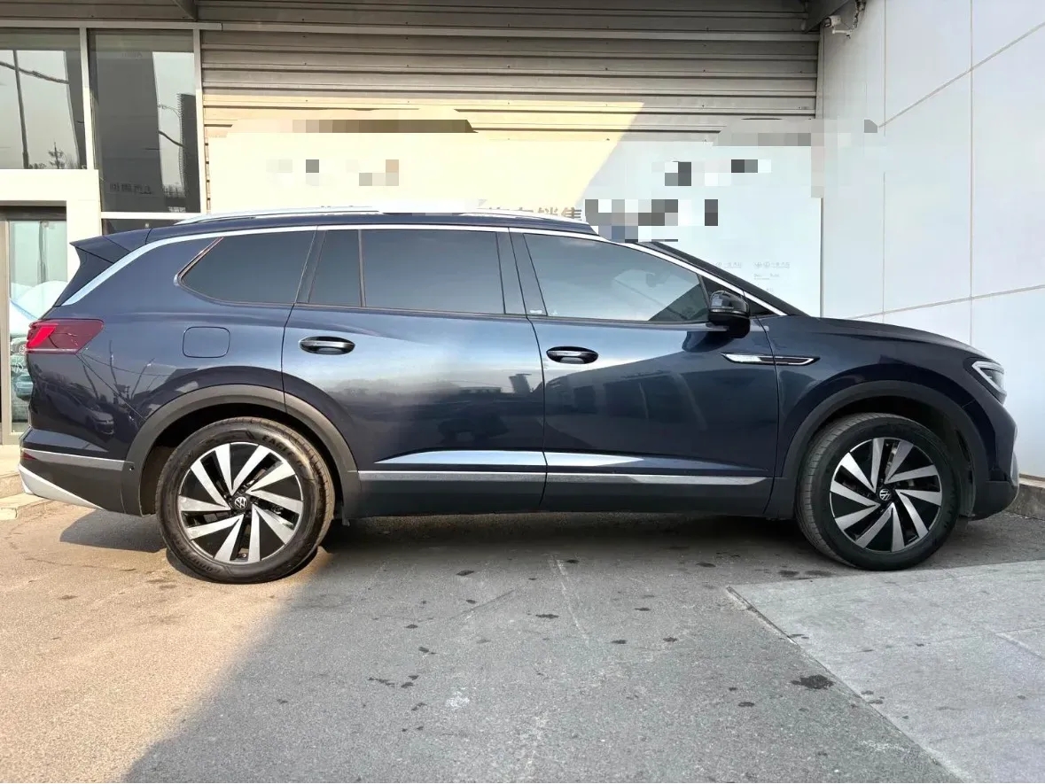 2022 Volkswagen Talagon 2.0T 220HP L4 7DCT,autocango,china used car exporter,china ev exporter,chinese used car exporter,chinese used ev exporter