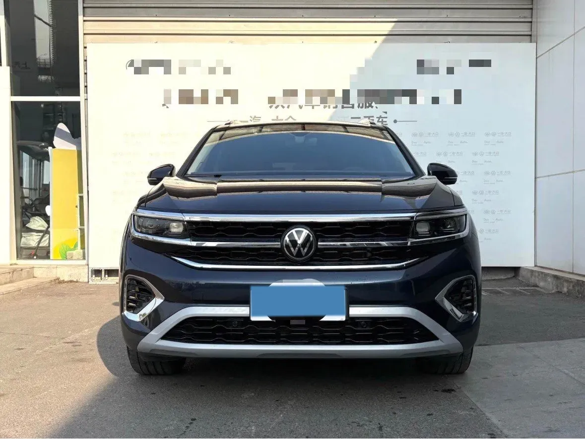 2022 Volkswagen Talagon 2.0T 220HP L4 7DCT,autocango,china used car exporter,china ev exporter,chinese used car exporter,chinese used ev exporter