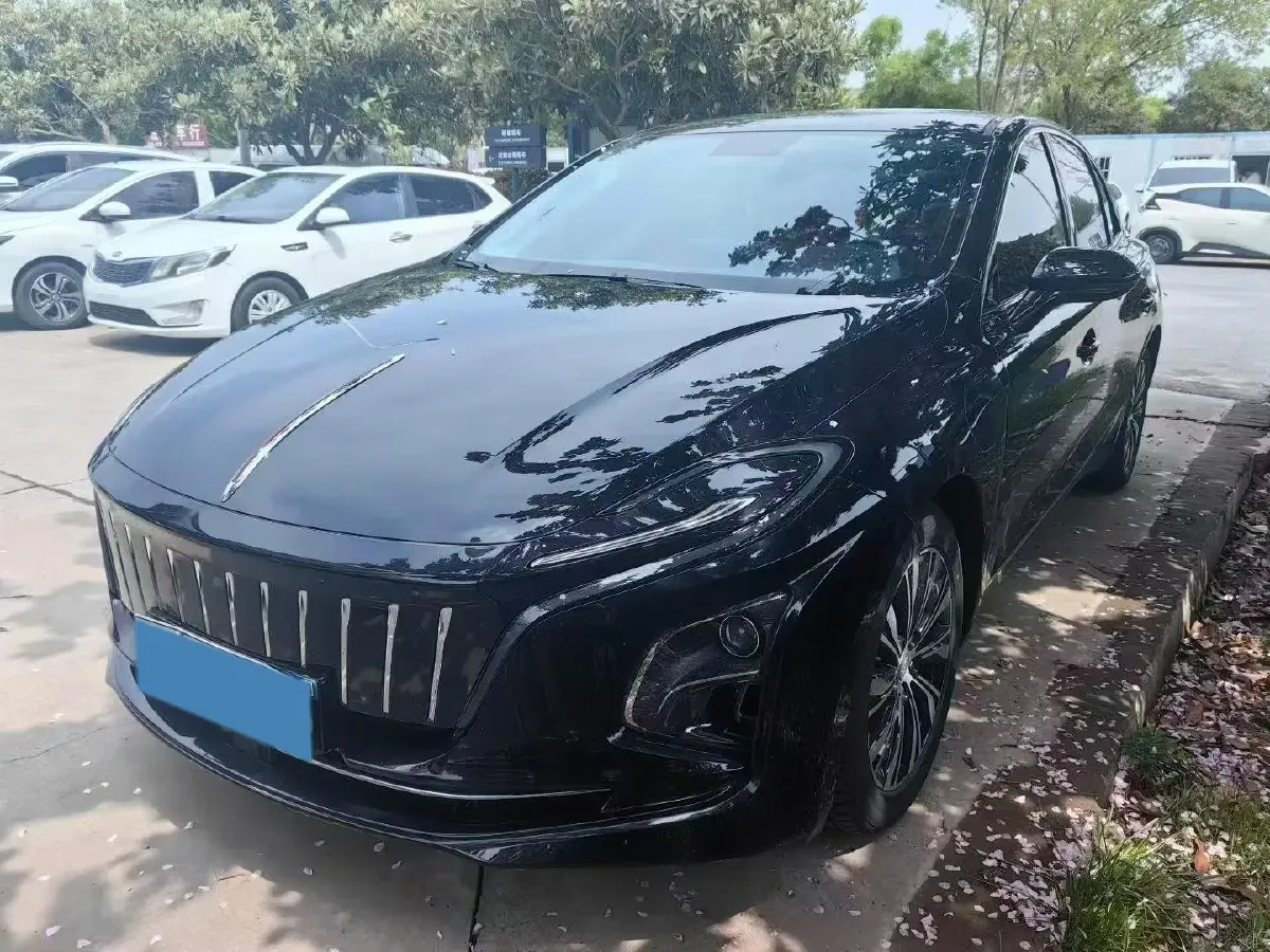 2024 HongQi E-QM5 BEV 60KWH,autocango,china used car exporter,china ev exporter,chinese used car exporter,chinese used ev exporter