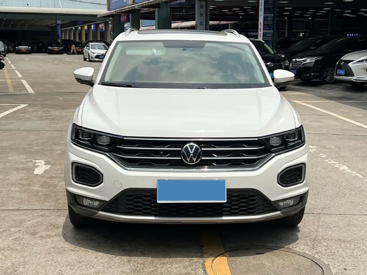 2022 Volkswagen T-Roc 1.4T 150HP L4 7DCT,autocango,china used car exporter,china ev exporter,chinese used car exporter,chinese used ev exporter