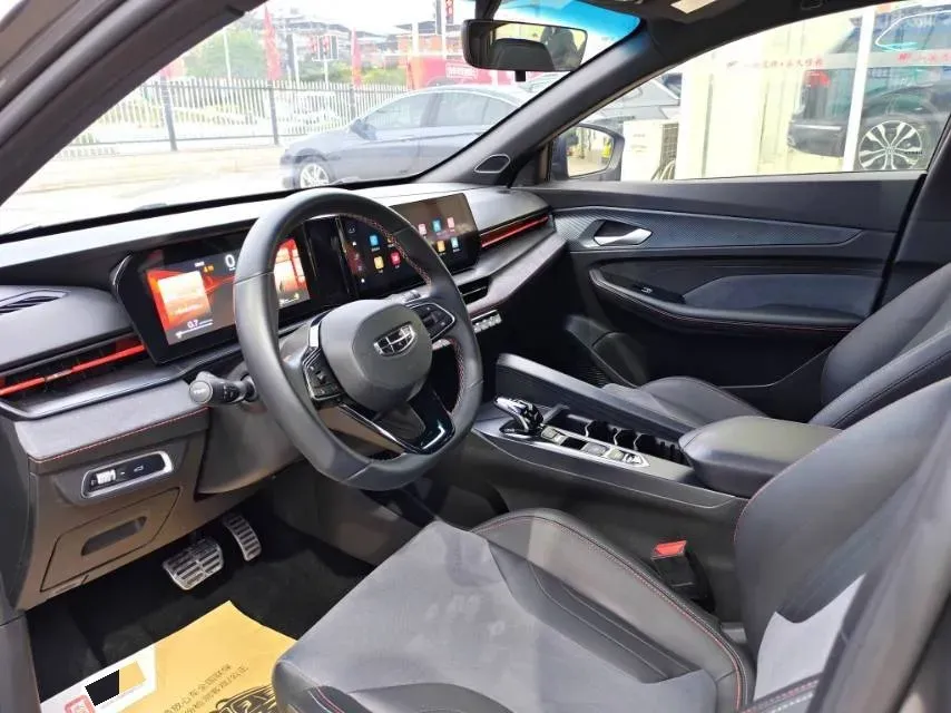 2022 Geely Binray 1.5T 181HP L4 7DCT,autocango,china used car exporter,china ev exporter,chinese used car exporter,chinese used ev exporter