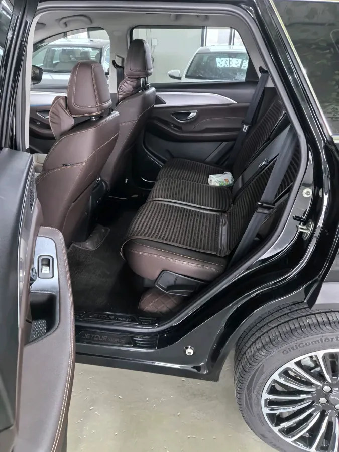 2021 Jetour X90 Plus 1.6T 197HP L4 7DCT,autocango,china used car exporter,china ev exporter,chinese used car exporter,chinese used ev exporter