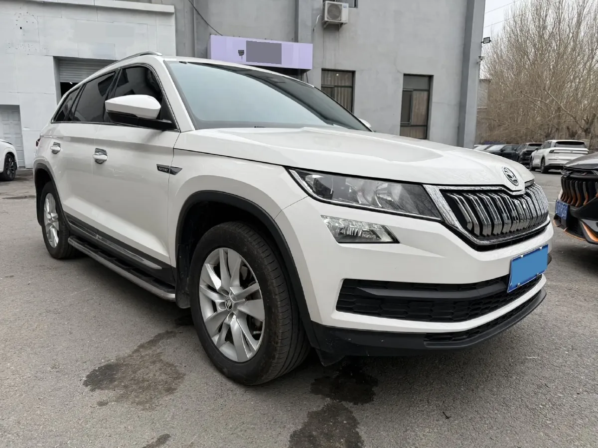 2018 Skoda Kodiak 2.0T 186HP L4 7DCT,autocango,china used car exporter,china ev exporter,chinese used car exporter,chinese used ev exporter
