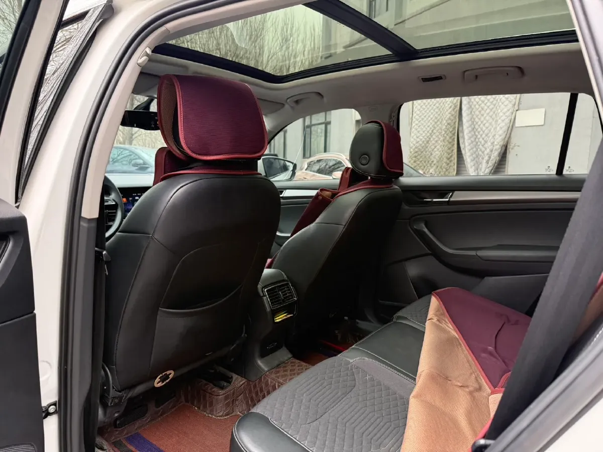 2018 Skoda Kodiak 2.0T 186HP L4 7DCT,autocango,china used car exporter,china ev exporter,chinese used car exporter,chinese used ev exporter