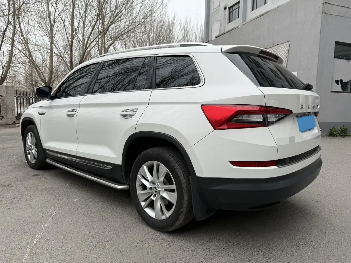 2018 Skoda Kodiak 2.0T 186HP L4 7DCT,autocango,china used car exporter,china ev exporter,chinese used car exporter,chinese used ev exporter