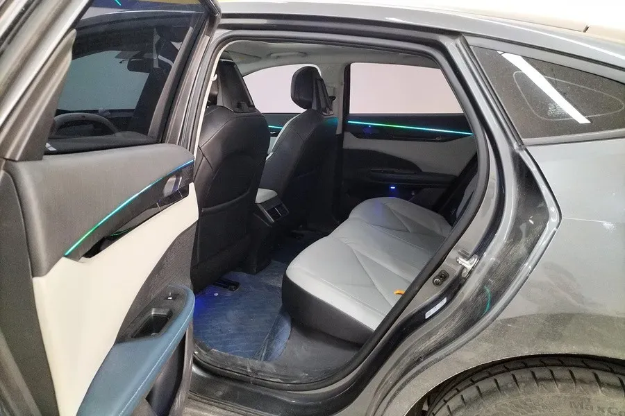 2023 ChangAn UNI-V iDD 1.5T 170HP L4 6TCT PHEV 18.4KWH,autocango,china used car exporter,china ev exporter,chinese used car exporter,chinese used ev exporter