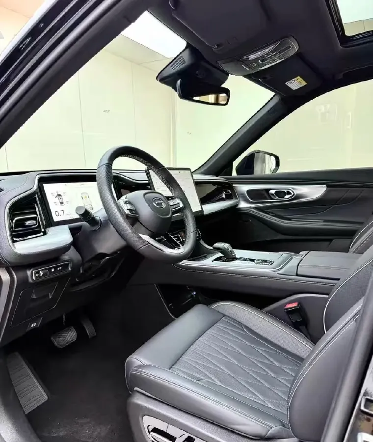 2025 GAC Trumpchi GS8 2.0T 252HP L4 8AT,autocango,china used car exporter,china ev exporter,chinese used car exporter,chinese used ev exporter