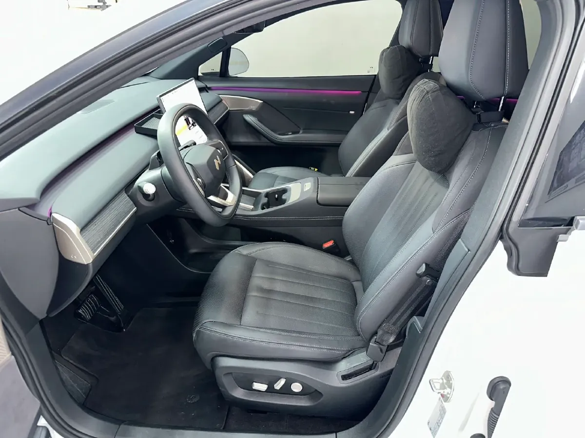 2024 ONVO L60 BEV 60KWH,autocango,china used car exporter,china ev exporter,chinese used car exporter,chinese used ev exporter