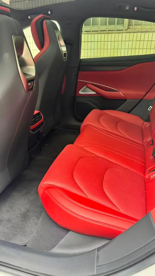 2024 MI SU7 BEV 94.3KWH,autocango,china used car exporter,china ev exporter,chinese used car exporter,chinese used ev exporter